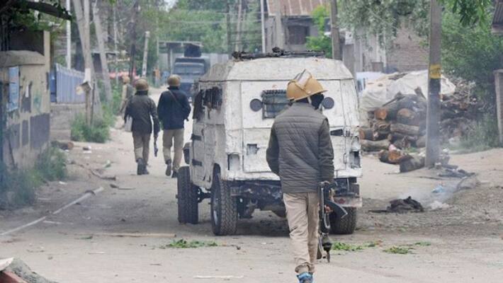 Terrorists attack on crpf convoy in anantnag Terrorists attack on crpf convoy in anantnag