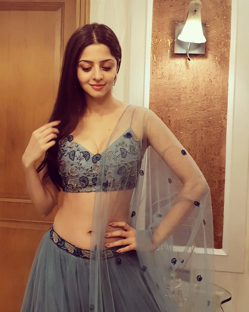 Beauty Vedhika Latest Hot Photos