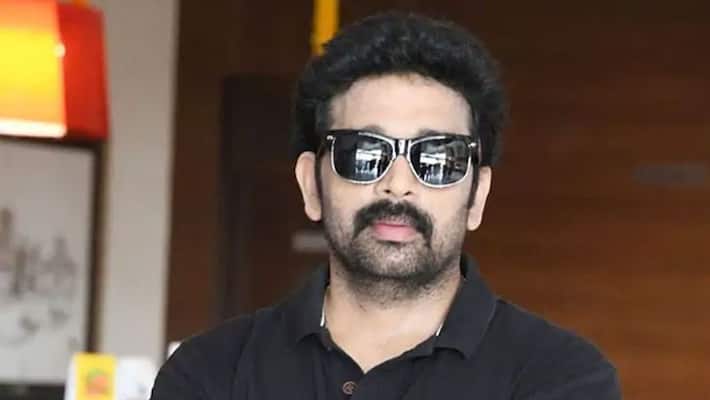 jd chakravarthy comments on ap cm jagan jd chakravarthy comments on ap cm jagan