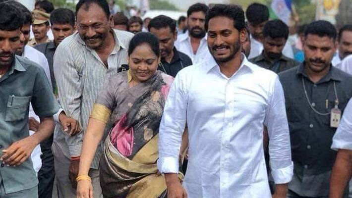 heavy rain in andhra pradesh, it's may effect to ministers oath ceremony heavy rain in andhra pradesh, it's may effect to ministers oath ceremony