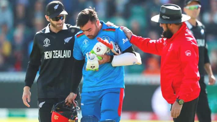 rashid khan attacked on helmet by ferguson rashid khan attacked on helmet by ferguson