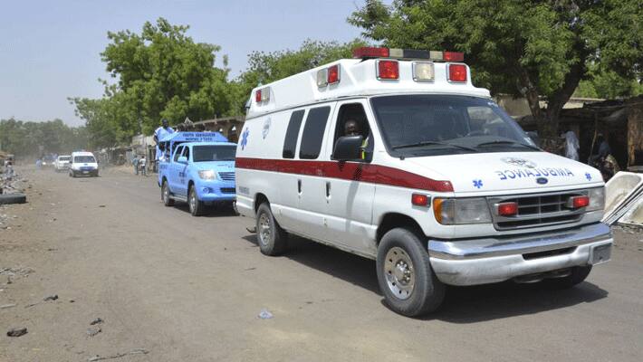 Nigeria bus accident... 19 people killed