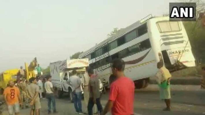 11 killed in ranchi road accident 11 killed in ranchi road accident