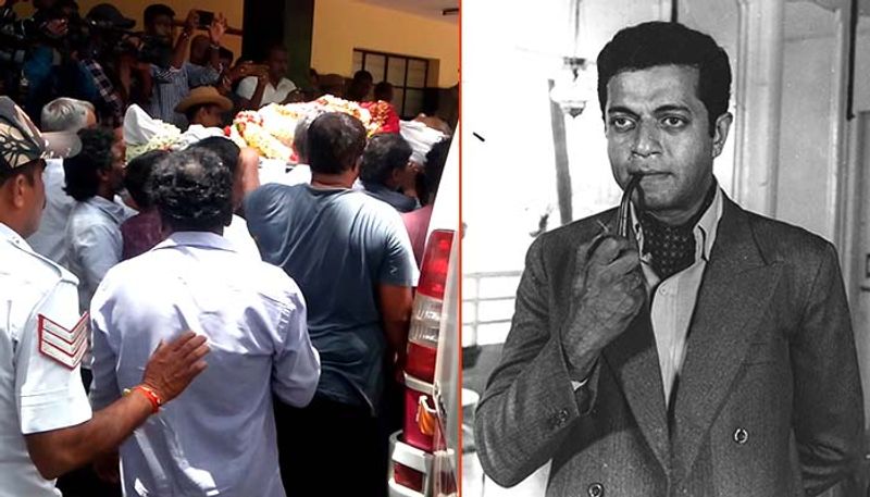 গিরিশ কারনাডঃ নাট্যজগতে বিরাট নক্ষত্রপতন হয়েছিল গিরিশ করনাডের মৃত্যুতে। ২০১৯ চলে গেলেন বর্ষীয়ান নাট্যকার গিরিশ করনাড। ৮১ বছর বয়সে ১০ জুন মৃত্যু হয় তাঁর। মৃত্যুকালে তাঁর বয়স হয়েছিল ৮১ বছর।