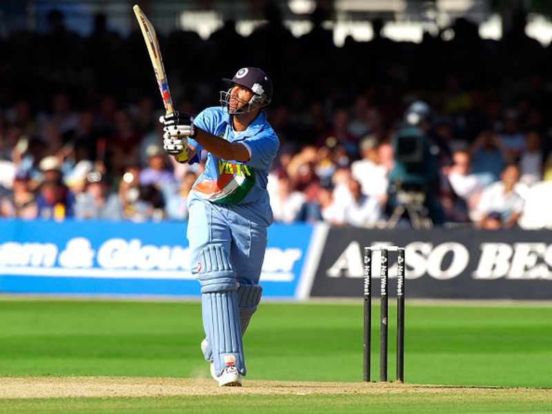 sourav ganguly shares funny moment with Virender Sehwag on NatWest series final match