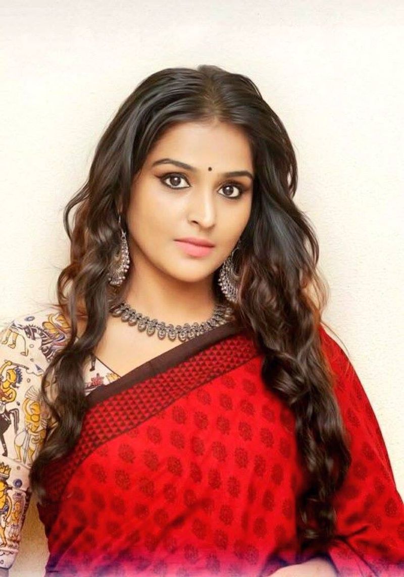 Actress Remya Nambeesan Very beautiful Photo's