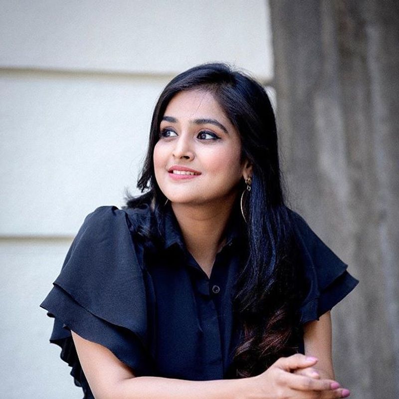 Actress Remya Nambeesan Very beautiful Photo's