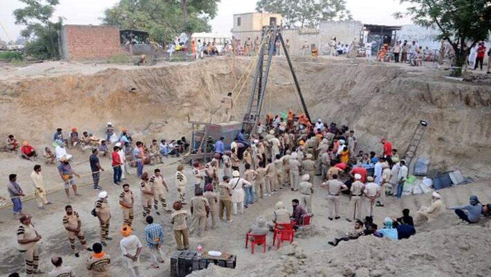 2-Year-Old Punjab Boy, Pulled Out Of Borewell After 109 Hours, Dead 2-Year-Old Punjab Boy, Pulled Out Of Borewell After 109 Hours, Dead