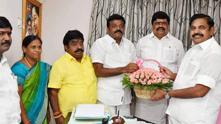 AMMK party join AIADMK