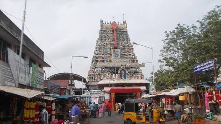 Rs.500 for pooja collection in the temple with MK Stalin's picture Rs.500 for pooja collection in the temple with MK Stalin's picture