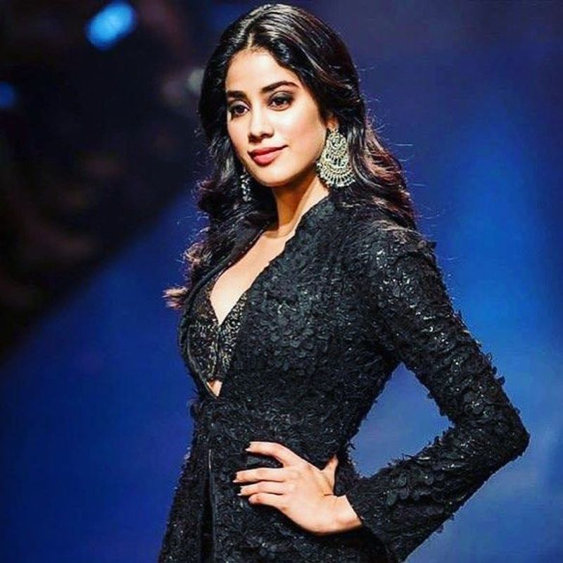 janvi kaoor photo gallery