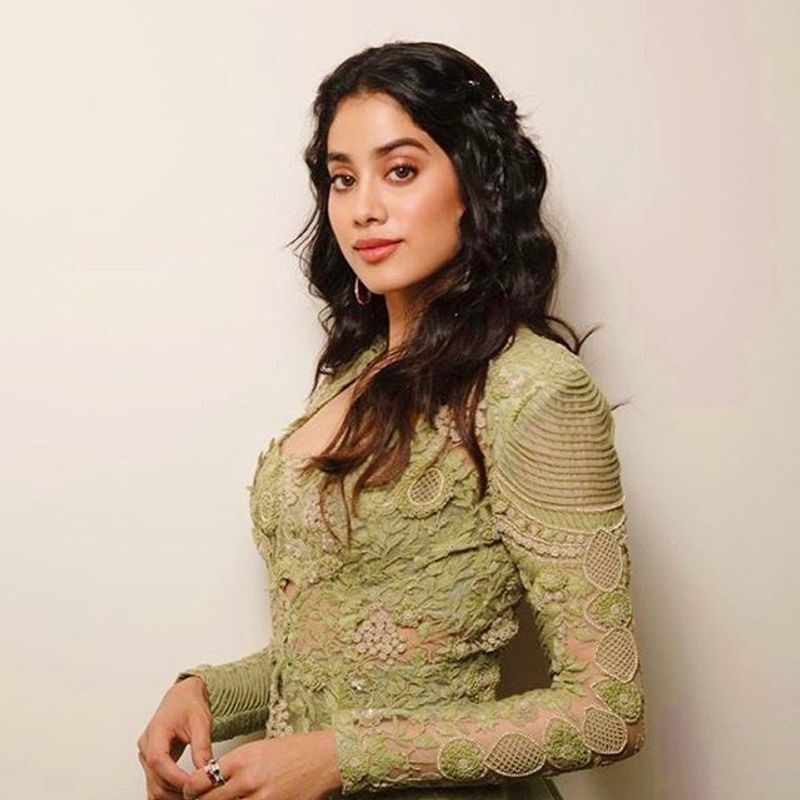 janvi kaoor photo gallery