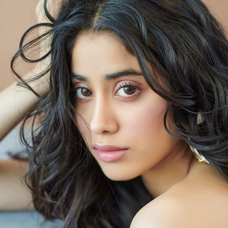 janvi kaoor photo gallery