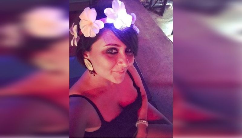 স্বস্তিকা মুখোপাধ্যায়ঃ পাতাল লোক ডলি মেহরার চরিত্রে অভিনয় করে মুগ্ধ করেছেন দর্শকদের। সিজন টুয়ের শ্যুটিংও শুরু হয়ে গিয়েছে বলেই জানা যাচ্ছে। দ্বিতীয় সিজনে তাঁর চরিত্রে কতখানি ভিন্ন শেড আসবে সেটাই দেখার বিষয়।