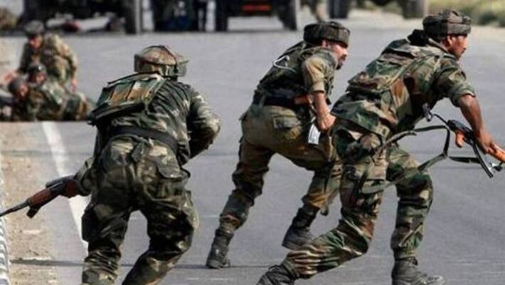 Encounter in Kashmir before Amit Shaw visit Encounter in Kashmir before Amit Shaw visit