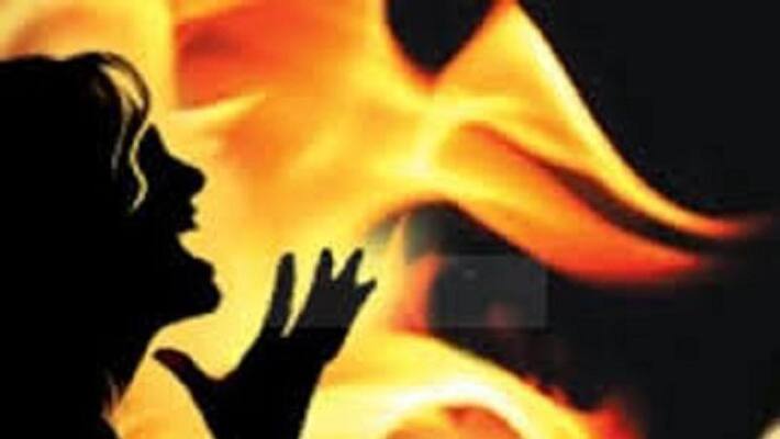 a man commits suicide singarayakonda police station at ongole a man commits suicide singarayakonda police station at ongole