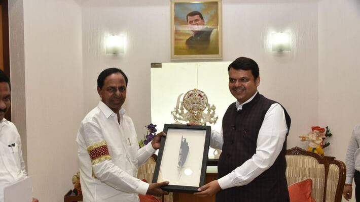 kcr meets maharashtra cm Devendra Fadnavis kcr meets maharashtra cm Devendra Fadnavis