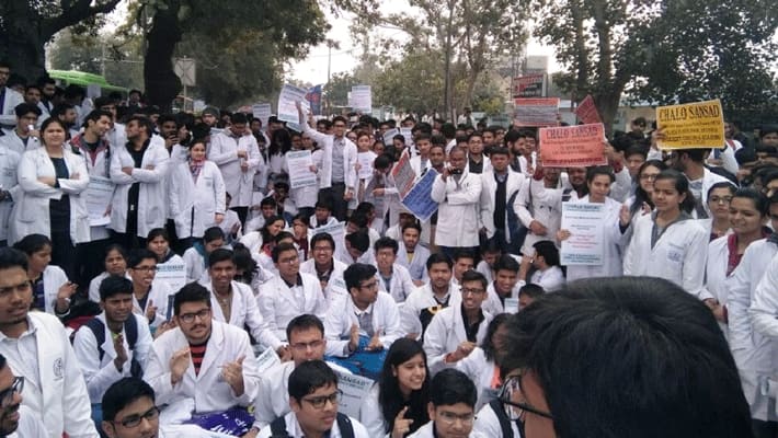 Doctors Strike... Protest Spreads Across India