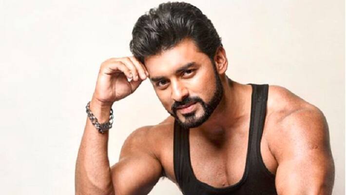Ankush shares a video where people are hiding liquor bottle inside gas cylinder Ankush shares a video where people are hiding liquor bottle inside gas cylinder