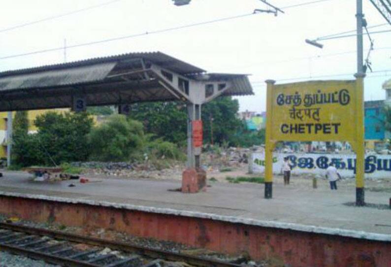 Man attempts to murder woman at Chetpet station in Chennai