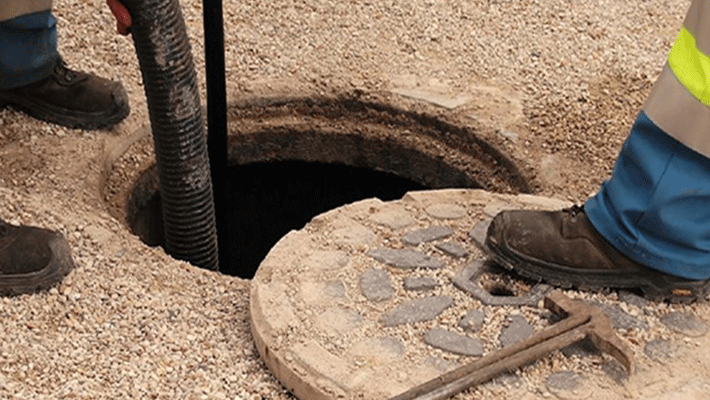 7 suffocated to death while cleaning hotel sewer 7 suffocated to death while cleaning hotel sewer