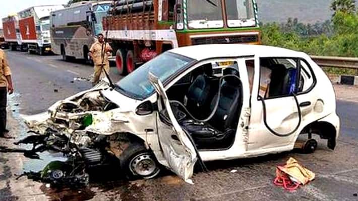 How Overtake Vehicles Warning By Kerala Police How Overtake Vehicles Warning By Kerala Police
