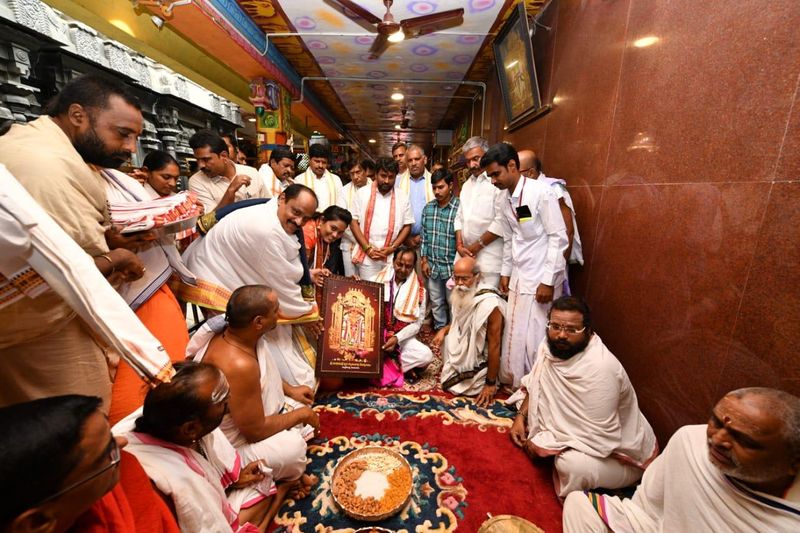 బెజవాడలో కేసీఆర్ సందడి (ఫొటోలు)