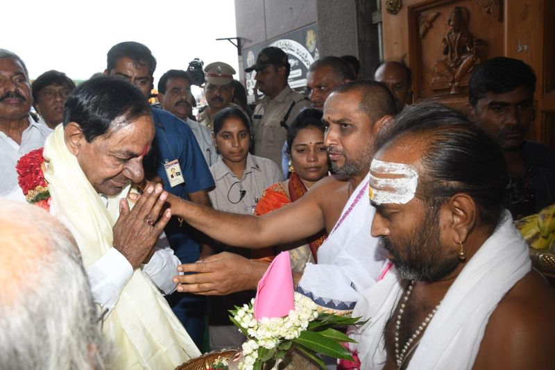 బెజవాడలో కేసీఆర్ సందడి (ఫొటోలు)