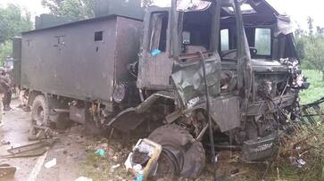 Army Vehicle Attacked In Jammu Kashmir Pulwama, several security personnel injured