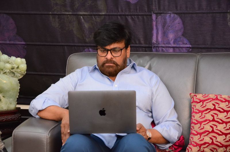 ఈ చిత్రంలో మహిళా క్రికెట్ ని అంతర్జాతీయ స్థాయికి తీసుకెళ్లే యువతి పాత్రలో ఐశ్వర్య రాజేష్ నటించినట్లు చిరంజీవి తెలిపారు.