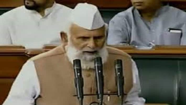 Samajwadi MP Shafiqur Rehman Barq charged for sedition over remarks defending Taliban-dnm Samajwadi MP Shafiqur Rehman Barq charged for sedition over remarks defending Taliban-dnm