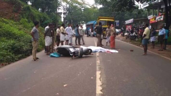 Four killed in road Accident vijayapura Four killed in road Accident vijayapura