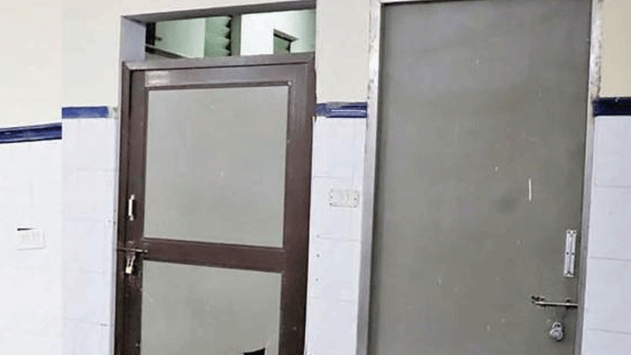 toilets closed... rajiv gandhi hospital chennai toilets closed... rajiv gandhi hospital chennai