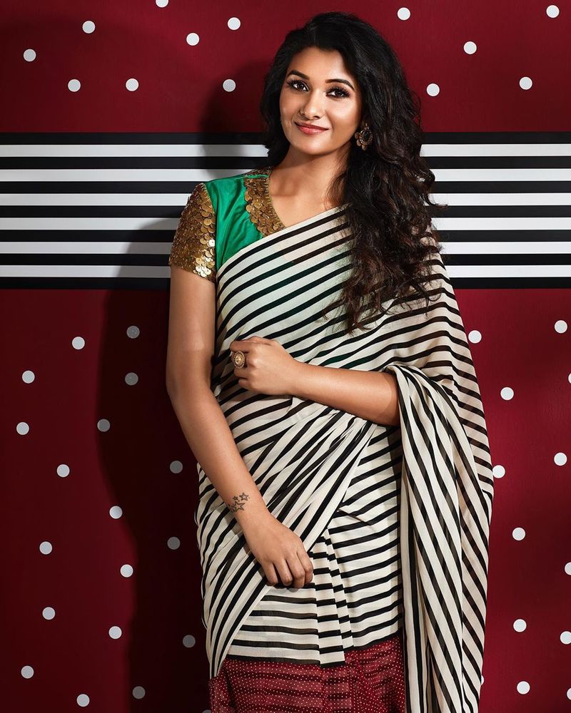 Priya Bhavanishankar New Latest Photo's