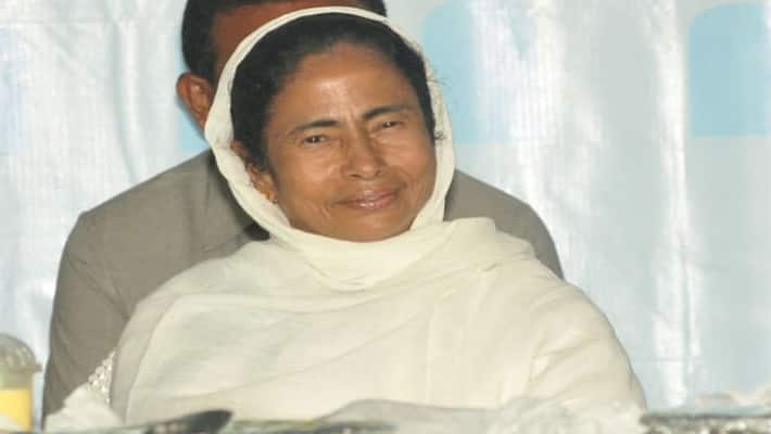 Chief Minister Mamata Banerjee gives advice on corona virus Chief Minister Mamata Banerjee gives advice on corona virus