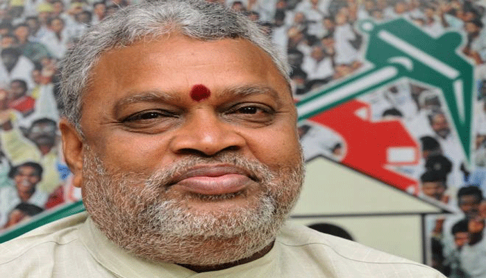 except yerran naidu.. all tdp leaders changed their parties except yerran naidu.. all tdp leaders changed their parties