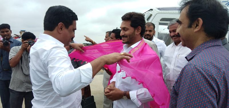 AP CM YS Jagan was Then Warned By Chandrababu naidu, Now It Lead To The Water War Between Telangana CM KCR And Jagan