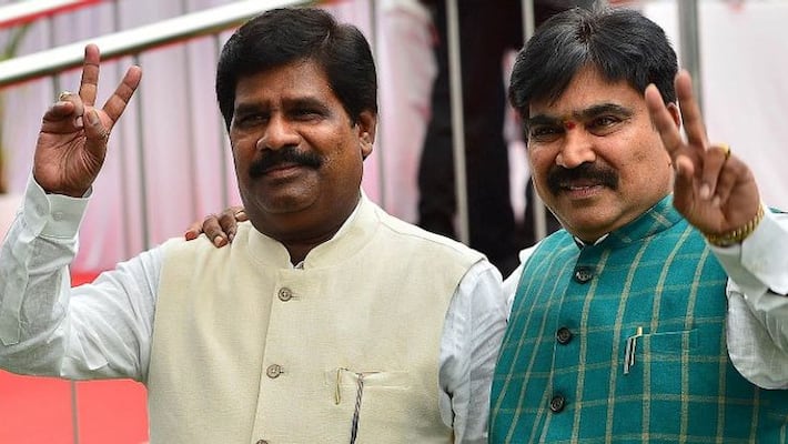 Karnataka Floor Test Independent MLAs R Shankar and Nagesh Movie supreme court Karnataka Floor Test Independent MLAs R Shankar and Nagesh Movie supreme court
