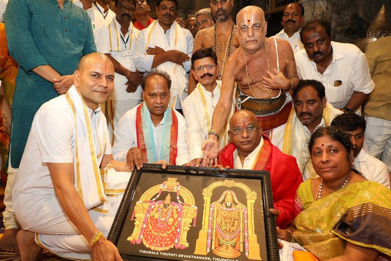టీటీడీ చైర్మన్ వైవీ సుబ్బారెడ్డి తిరుమలలో ఇలా...