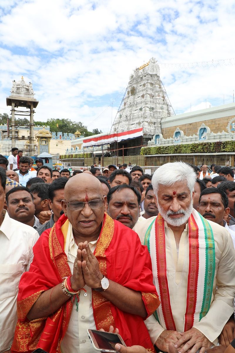 టీటీడీ చైర్మన్ వైవీ సుబ్బారెడ్డి తిరుమలలో ఇలా...