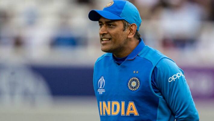 ms dhoni hotel in west bengal serves free food to dhoni fans ms dhoni hotel in west bengal serves free food to dhoni fans