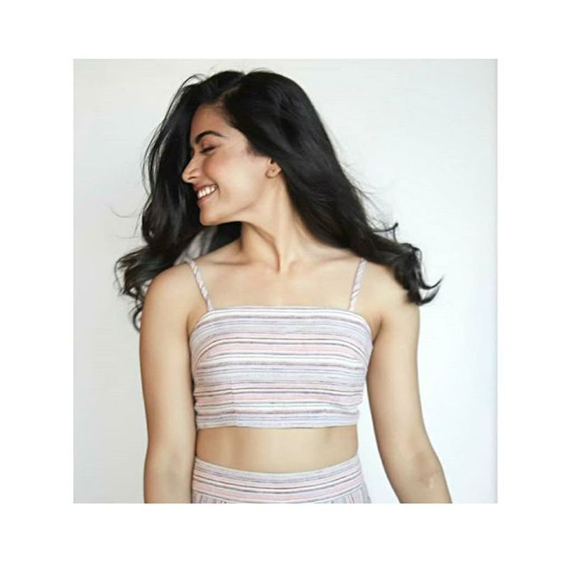 Actress Rashmika Mandanna's Dazzling Color Full Photo Gallery ..!