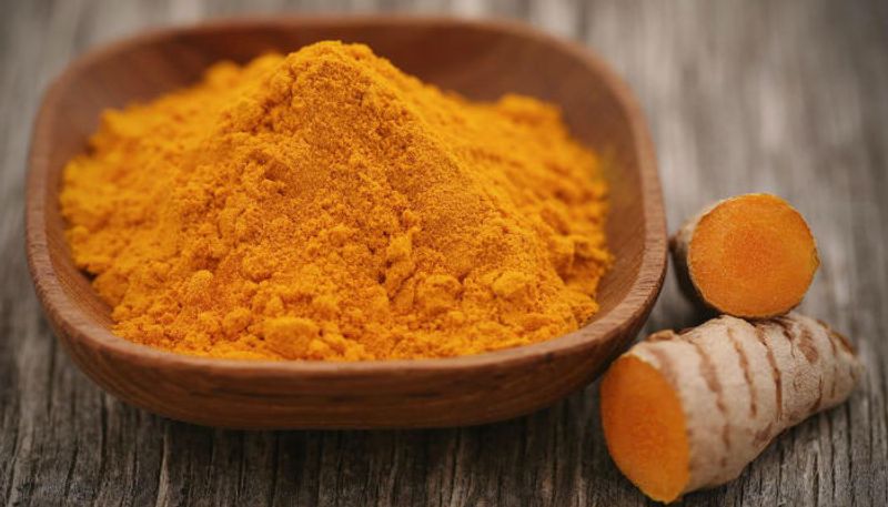 Sandalwood and Turmeric Powder: Take a few teaspoons of sandalwood powder and turmeric powder and mix them. Add two-three drops of rose water to this. Mix them together and make a thick paste to apply on your hands. Leave this paste on for 30 minutes and then wash it off. This will improve the complexion of the skin and treat the damaged areas.