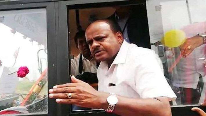 kumarasamy angry with public people kumarasamy angry with public people