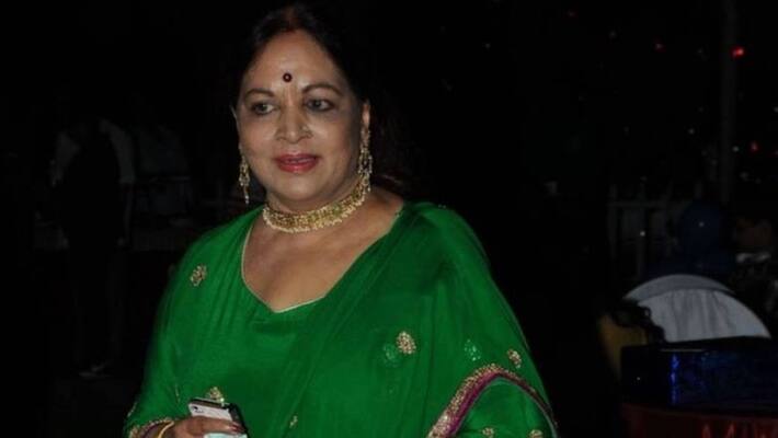 jeevitha rajasekhar condolences to vijaya nirmala jeevitha rajasekhar condolences to vijaya nirmala