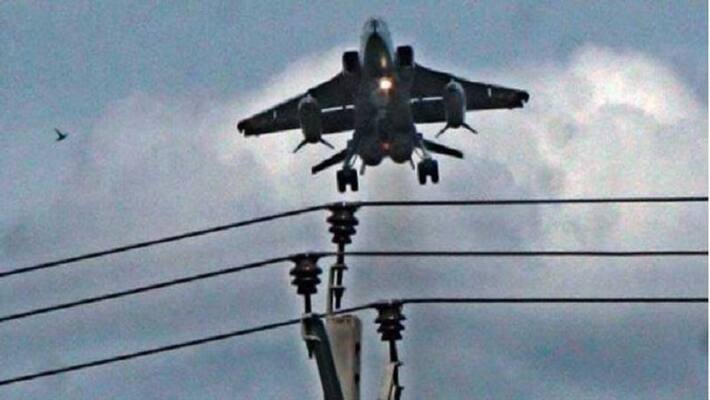 IAF Jaguar Returns Safely TO Base After Bird Hit IAF Jaguar Returns Safely TO Base After Bird Hit