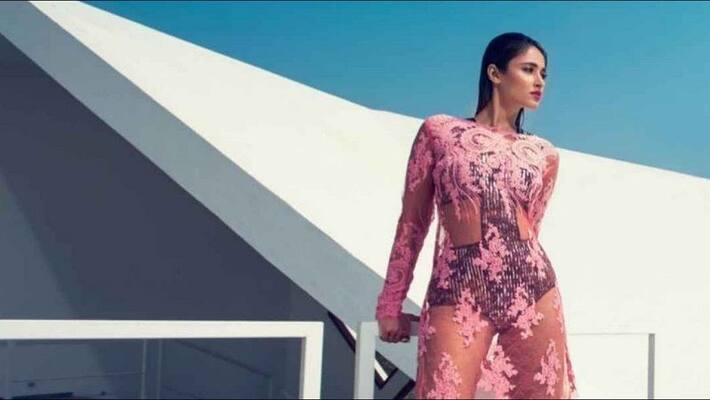 Ileana ups the temperature with Hot photos Ileana ups the temperature with Hot photos