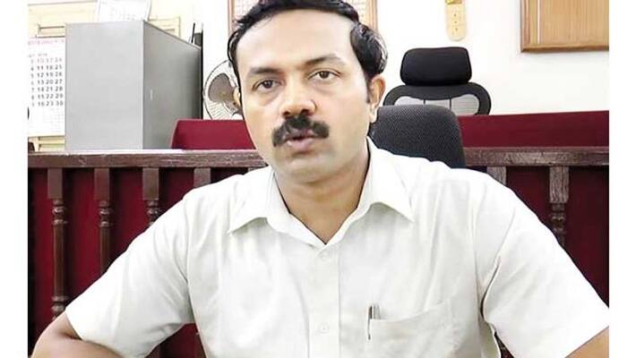 No Fund In Sub registrar Office For Buying Papers in Karnataka No Fund In Sub registrar Office For Buying Papers in Karnataka