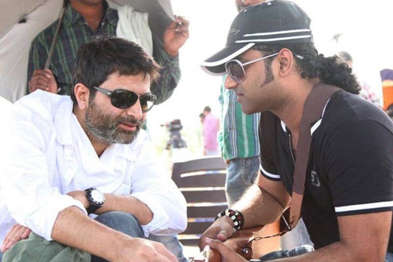 త్రివిక్రమ్ - దేవి శ్రీ ప్రసాద్: వీరిద్దరూ కలిసి చేసిన సినిమాలన్నీ బాక్స్ ఆఫీస్ వద్ద ఒక ట్రెండ్ సెట్ చేశాయి. జల్సా - జులాయి - అత్తారింటికి దారేది - సన్ ఆఫ్ సత్యమూర్తి సినిమాలు బెస్ట్ ఆల్బమ్స్ గా నిలిచాయి.