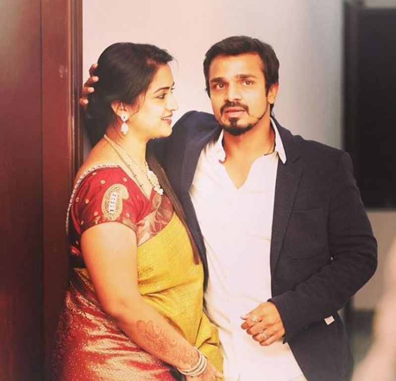 Actor Vijay Ragavendra wife Spandana love story photogallery